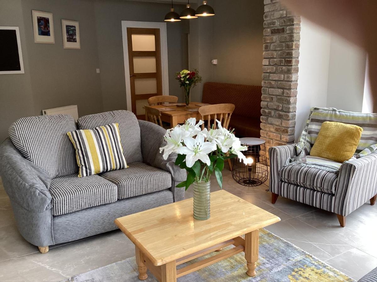 Roundstone Retreats Roundstone Harbour Lights Apartment Екстериор снимка